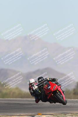 media/Oct-26-2025-Race Pace (Sun) [[c1447ca738]]/Non Verified (1st 20 Minutes of every Hour)/4-Turn 14 (1110am)/